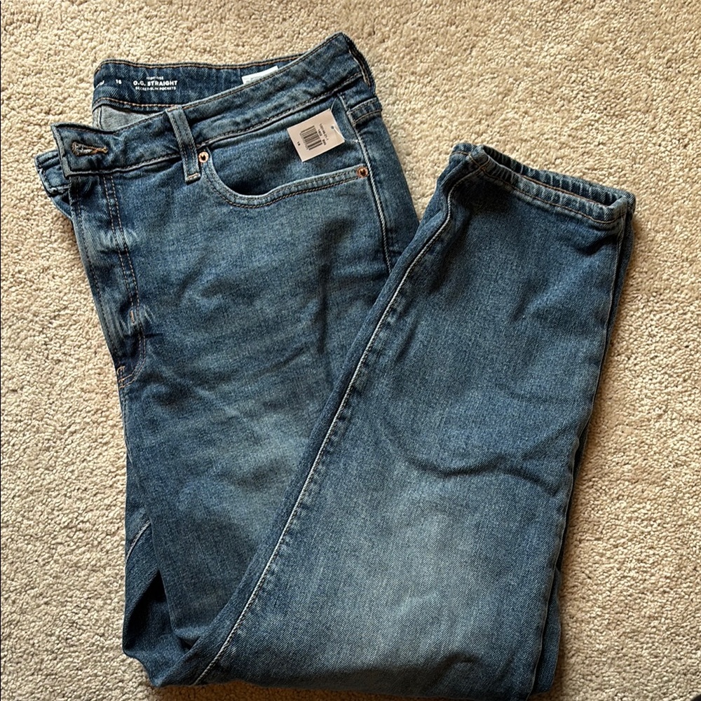 Old Navy High Rise Straight Jeans